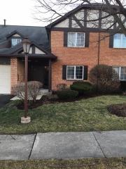 137 Stanhope Dr, Willowbrook IL 60527-2950 exterior