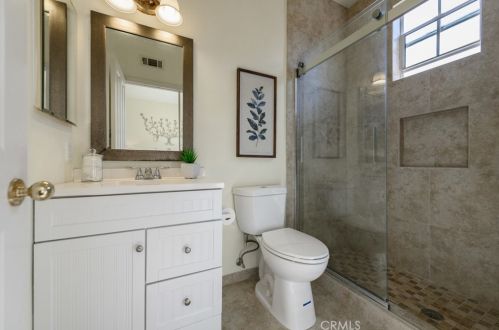 22 Del Ventura, Irvine CA  92606-8857 exterior