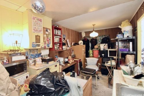 3645 Puuku Makai Dr, Honolulu HI  96818-2815 exterior