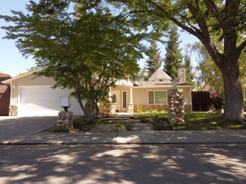 1033 Noarco Dr, Modesto, CA 95356-1240