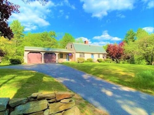 71 Old Turnpike Rd, Fitzwilliam, NH 03447-3273