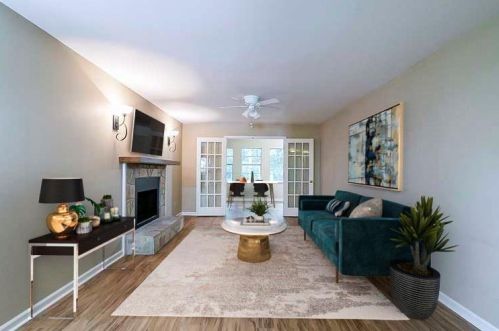 201 Oak Hill Cir, Stockbridge, GA 30281-3455