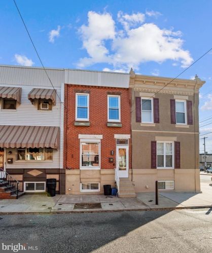 2653 Colorado St, Philadelphia, PA 19132-3824
