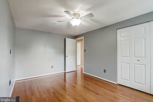 5724 Brothers Partnership Ct, Columbia MD  21045-2601 exterior