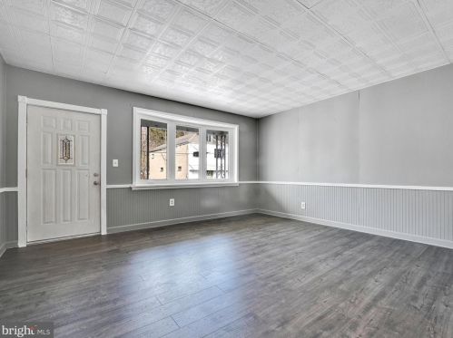 31 Ann St, Primrose PA 17901-8435 exterior