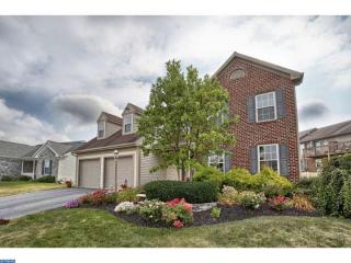 80 Reagan Dr, Ephrata, PA 17522-1237