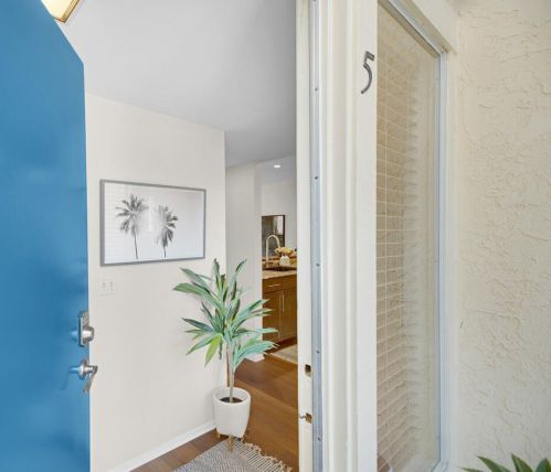 415 Gutierrez St, Santa Barbara, CA 93101-3858