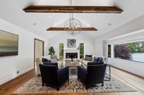 30 Buckingham Ct, Burlingame, CA 94010-7303