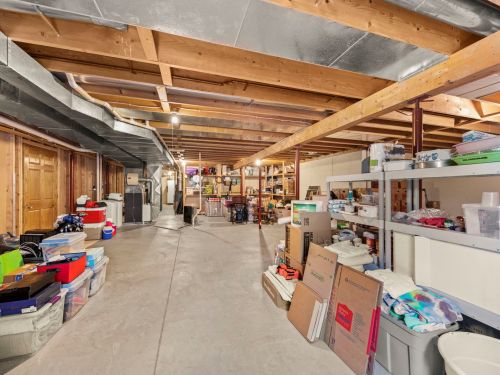 1315 Yorkshire Dr, Sycamore IL  60178-3236 exterior