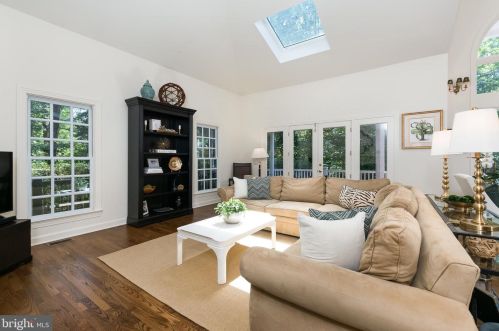 33 Brearly Rd, Princeton NJ  08540-6767 exterior