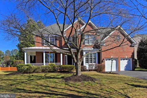 5585 Tournament Dr, Haymarket, VA 20169-3103