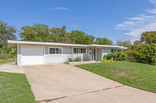 4141 Sanguinet St, Fort Worth TX  76107-7249 exterior