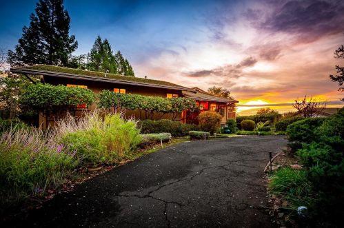 2066 Crest Mar Cir, Folsom, CA 95762-3725