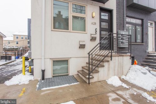 1628 Marshall St, Philadelphia, PA 19122-2922