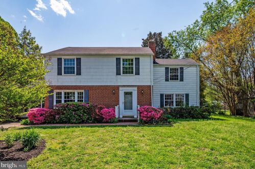 105 Riggs Ave, Severna Park, MD 21146-4419