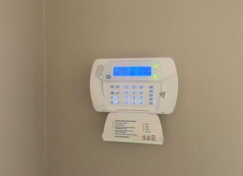 6009 Yolanda Dr, Fort Worth TX 76112-4417 exterior