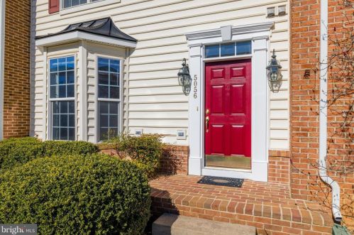 5056 Anchorstone Dr, Woodbridge, VA 22192-5353