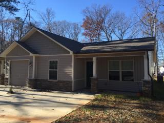 271 Dobson Rd, Duncan SC  29334-9205 exterior