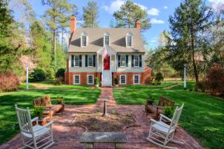 6721 Greenyard Rd, Chester, VA 23831-1424