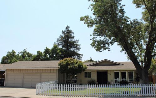 1904 Landini Way, Modesto, CA 95355-3815