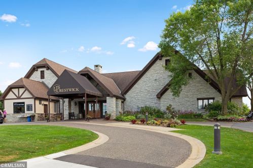 3528 Crestmoor Dr, Saint Paul MN  55125-5028 exterior