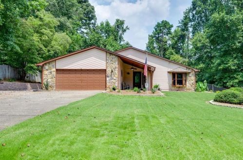 1513 Rubes Lndg, Marietta, GA 30066-1232