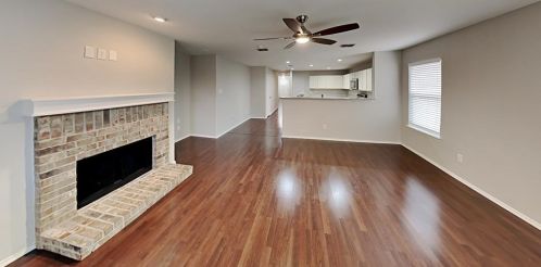 2432 Grand Rapids Dr, Fort Worth, TX 76177-8585