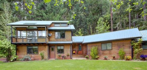 1090 Tunnel Rd, Glendale, OR 97442-9712