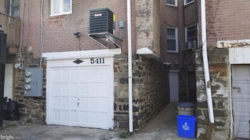 5411 Berks St, Philadelphia PA 19122-2132 exterior