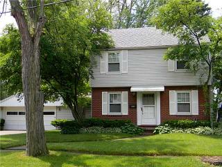 714 Barclay Dr, Toledo OH  43609-1509 exterior