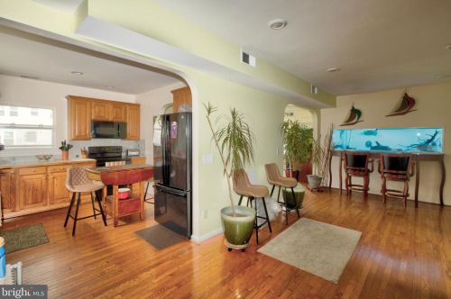 4907 Mariners Dr, Shady Side MD 20764-9752 exterior