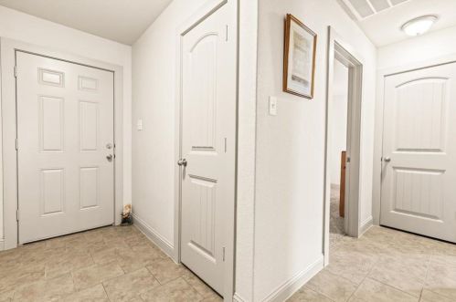 206 3 St, Valley View TX 76272-5403 exterior