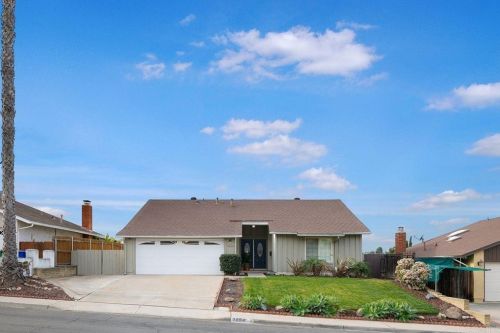 7554 Volclay Dr, San Diego, CA 92119-1218