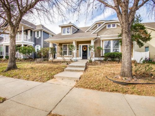 1109 Live Oak Dr, Aubrey, TX 76227-5491