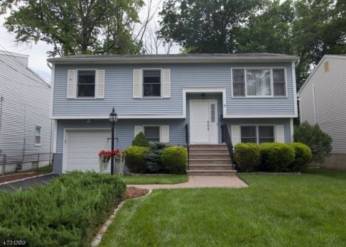 15 Holmdel Rd, Parsippany, NJ 07054-3620