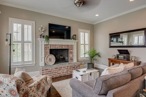 1045 Peninsula Xing, Evans GA  30809-4330 exterior