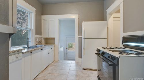 1928 7th Ave, Greeley, CO 80631-5810