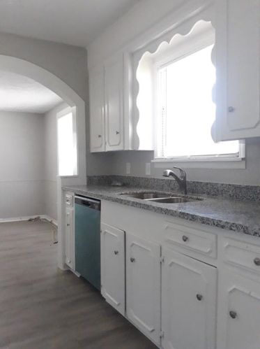 820 Wilkins St, Angleton TX  77515-5610 exterior