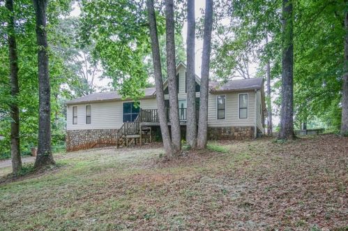 147 Putnam Ferry Rd, Holly Springs, GA 30189-1511