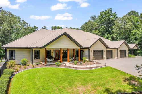 1131 Mize Rd, Demorest, GA 30535-5327