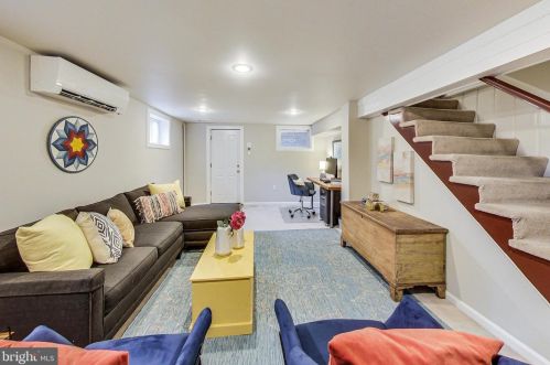 610 Ellsworth Dr, Silver Spring MD 20910-4301 exterior