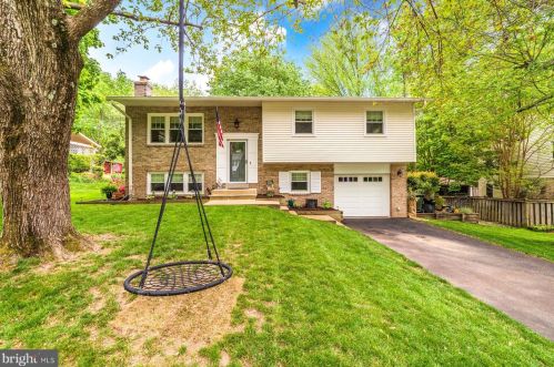 7219 Willow Oak Pl, Springfield VA  22153-1543 exterior