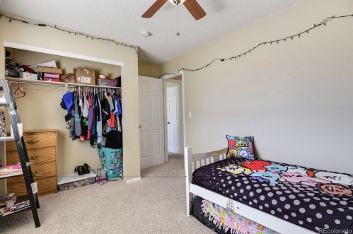 4277 Himalaya Way, Aurora CO 80013-6078 exterior