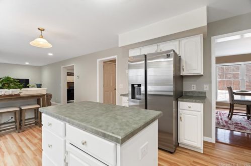 22 Little Falls Way, Durham CT  06422-2918 exterior
