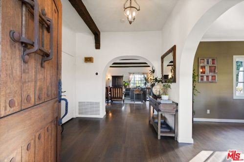 958 Mountain St, Glendale CA  91202-1046 exterior