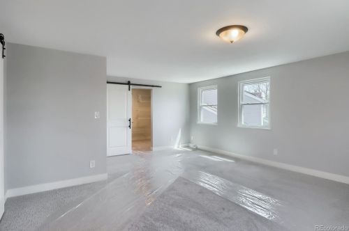 8168 Hinsdale Dr, Englewood CO 80112-1910 exterior