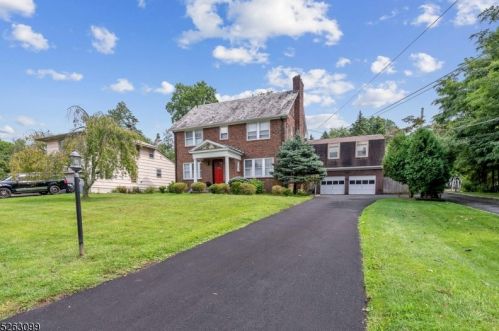 58 Edgewood Ave, Town Center, NJ 07052-3137