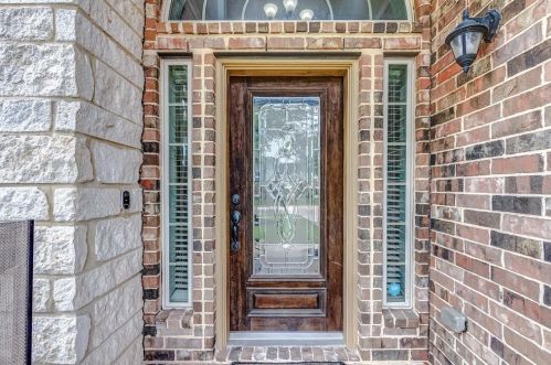 9306 Wheatfield Ln, Richmond TX 77469-5358 exterior