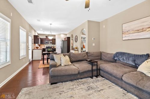 95 Cliffhaven Cir, Newnan GA  30263-5773 exterior