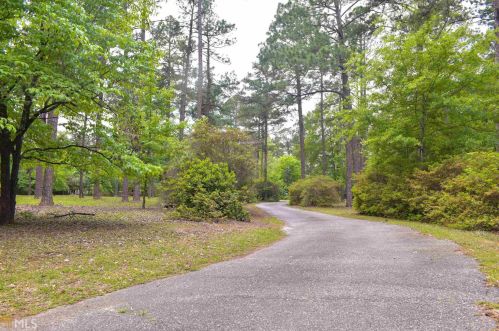 169 Allgood Rd, Jeffersonville, GA 31044-2023